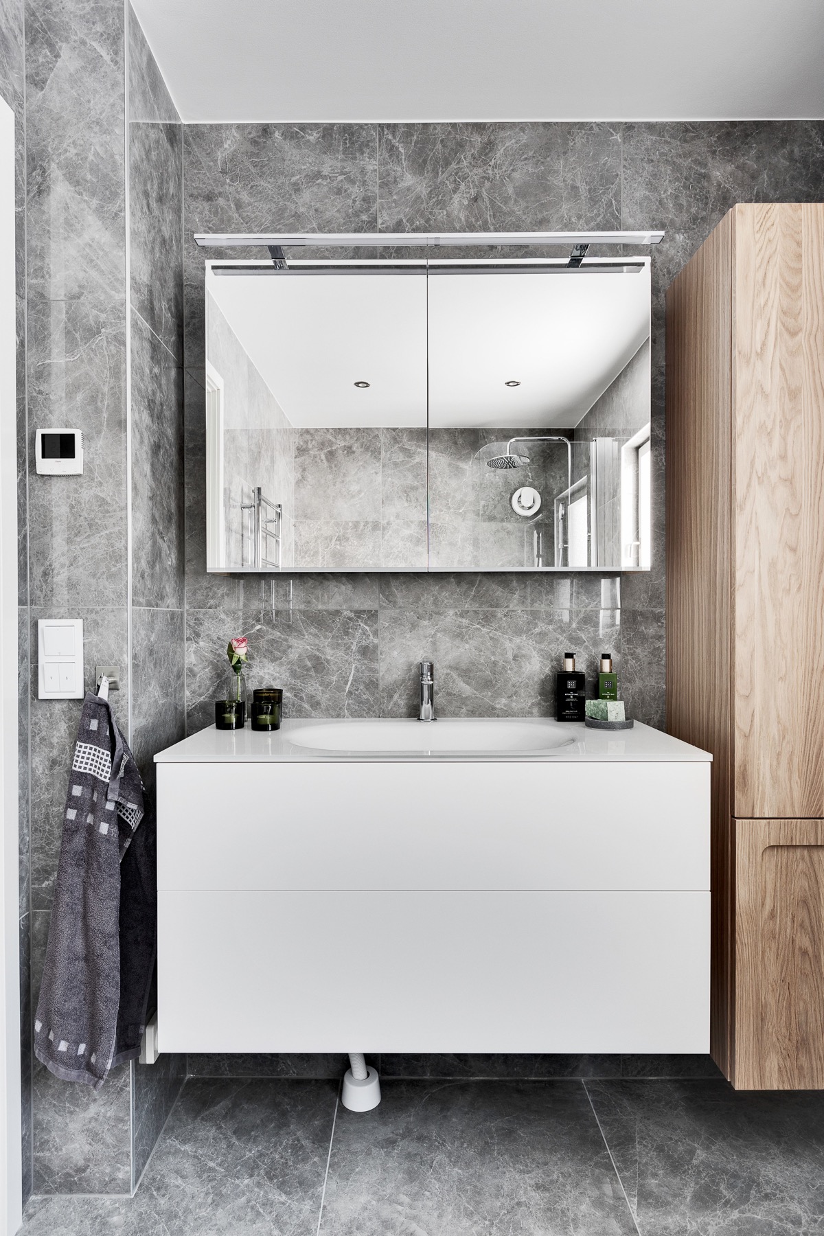 Banyo Dolabı
